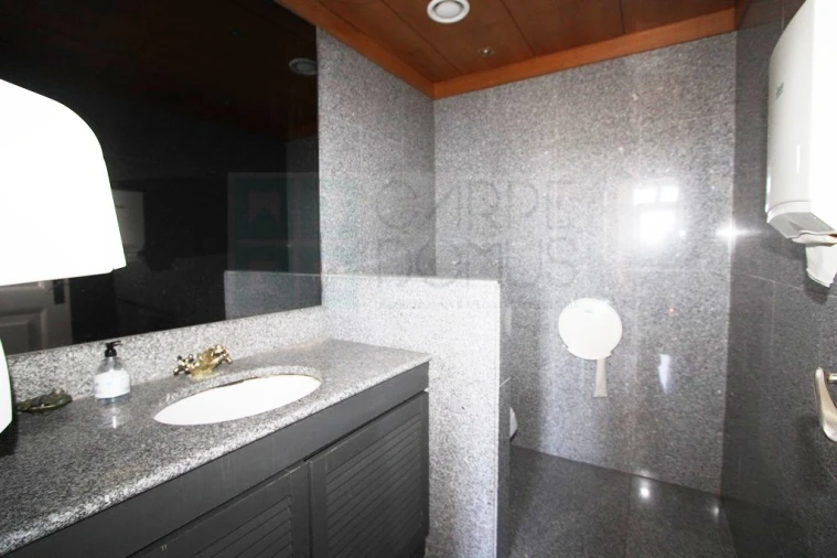 Prédio para Venda em Évora (São Mamede, Sé, São Pedro e Santo Antão) Foto 61