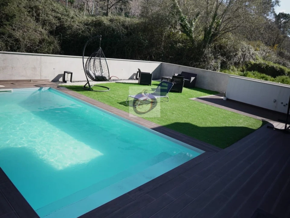 Moradia T4 para Venda em Palmeira Foto 3