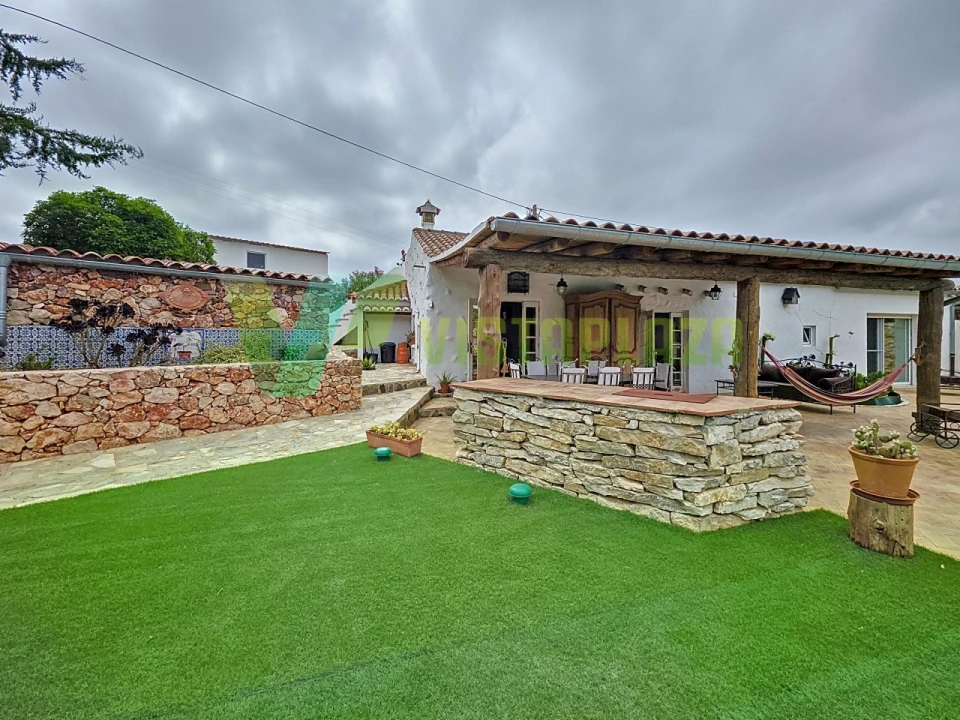 Moradia T3 para Venda em Alte Foto 6