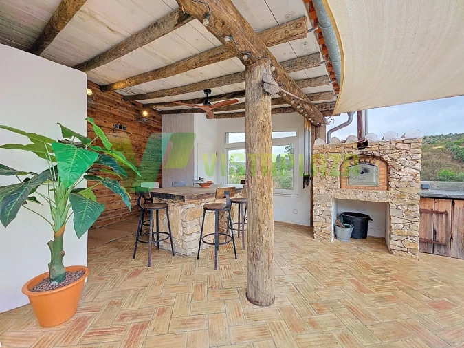 Moradia T3 para Venda em Alte Foto 15