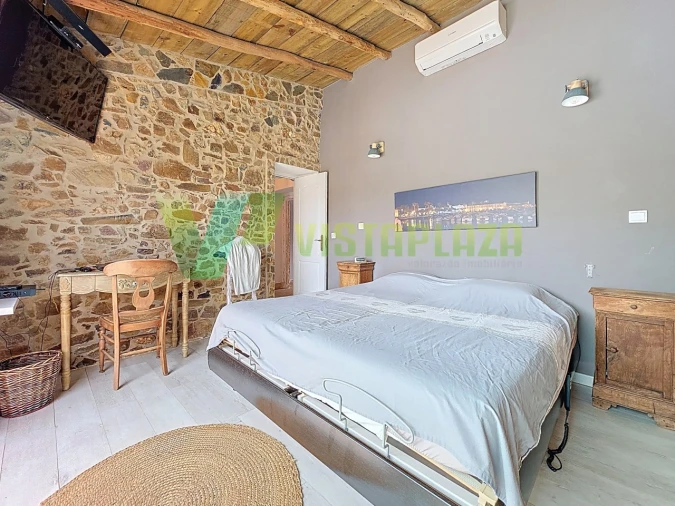 Moradia T3 para Venda em Alte Foto 23