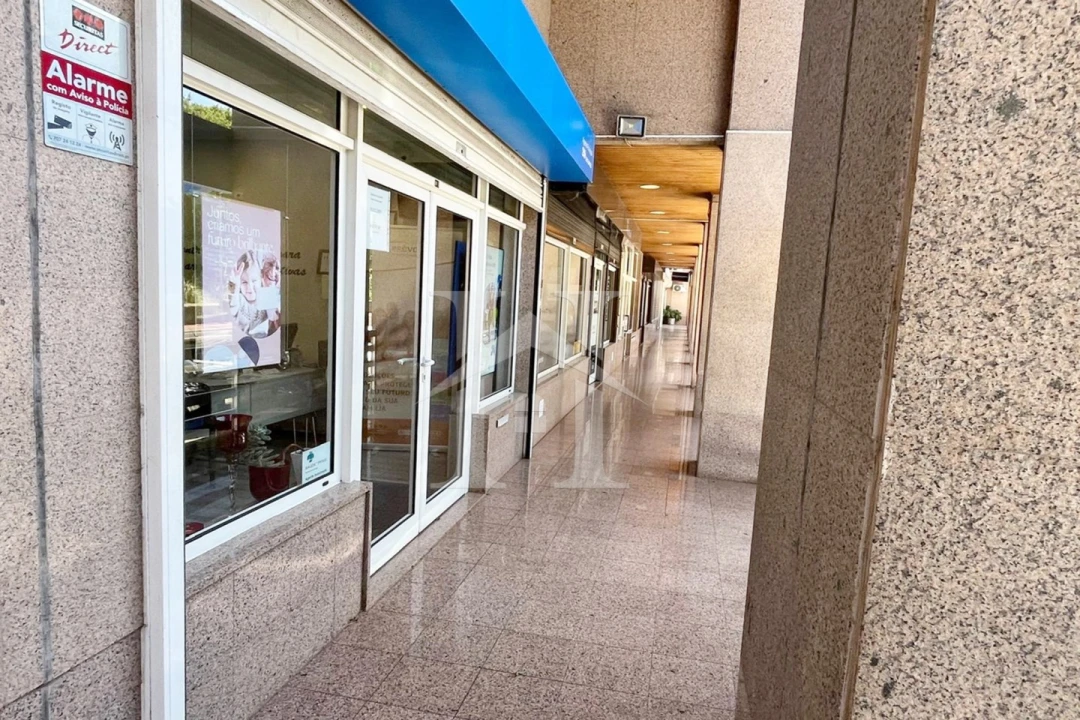 Apartamento T1 para Venda em Queluz e Belas Foto 14