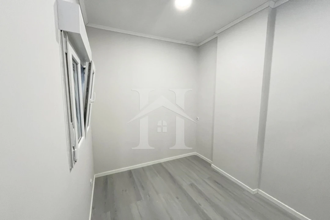 Apartamento T1 para Venda em Queluz e Belas Foto 4