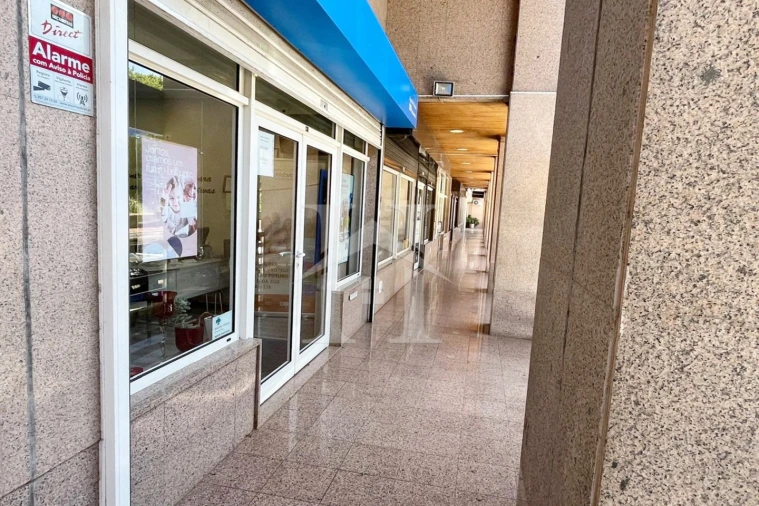 Apartamento T1 para Venda em Queluz e Belas Foto 14