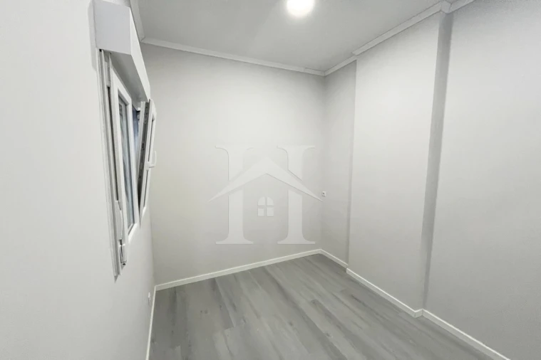 Apartamento T1 para Venda em Queluz e Belas Foto 4