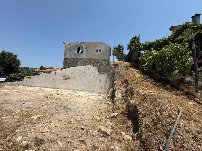 Moradia T2 para Venda em Atei Foto 3