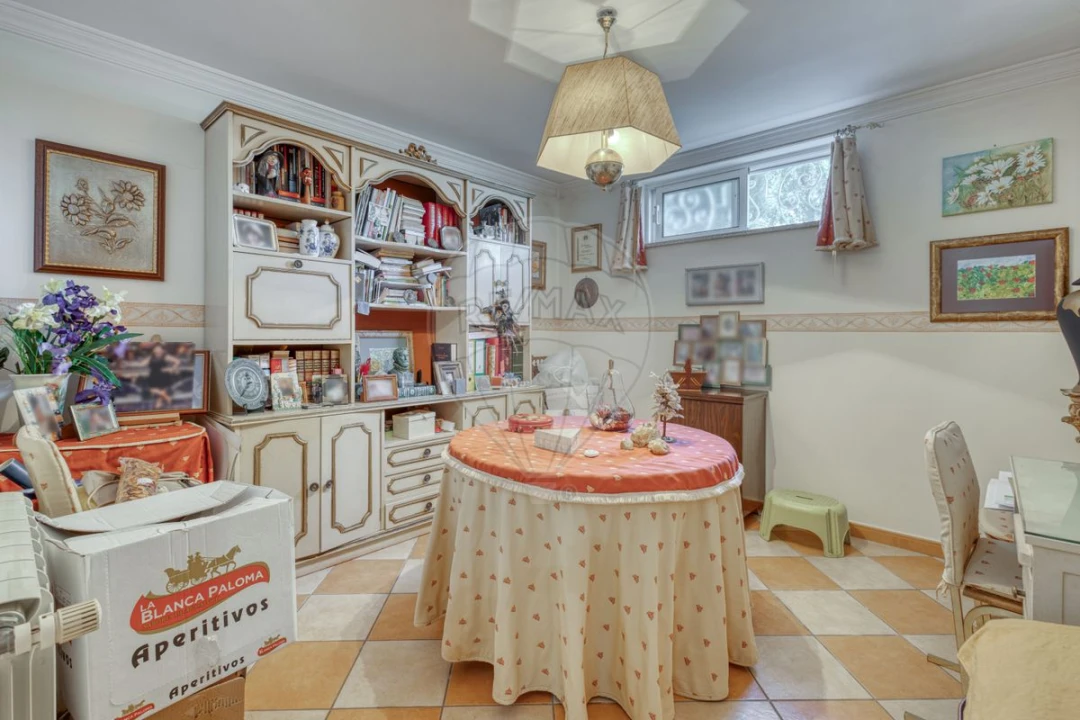 Moradia T4 para Venda em Recardães e Espinhel Foto 43