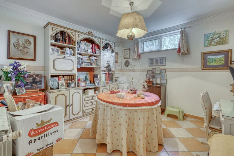 Moradia T4 para Venda em Recardães e Espinhel Foto 43