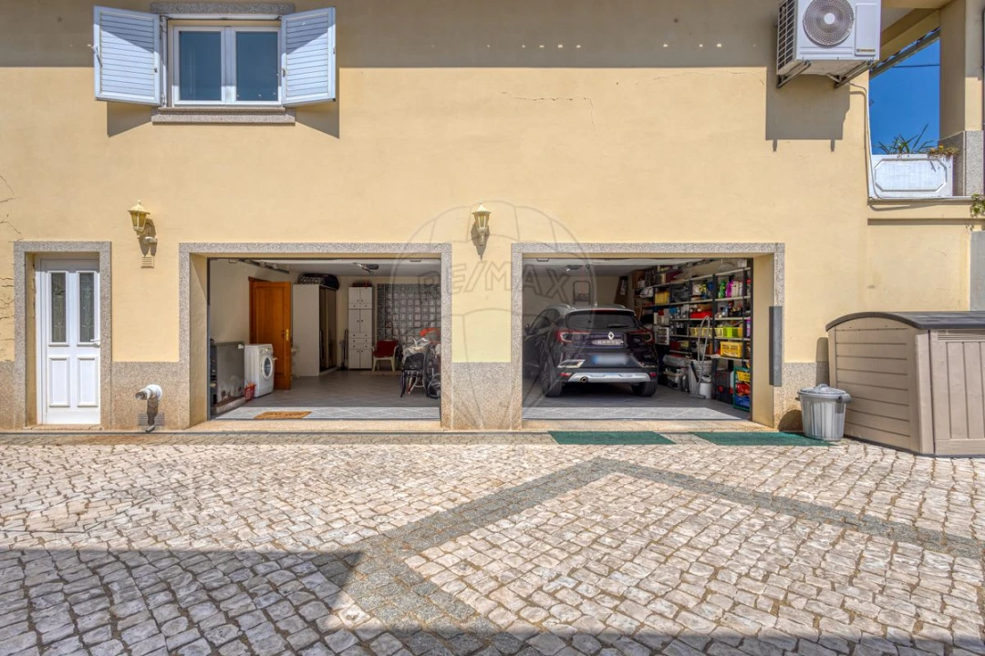 Moradia T4 para Venda em Recardães e Espinhel Foto 33