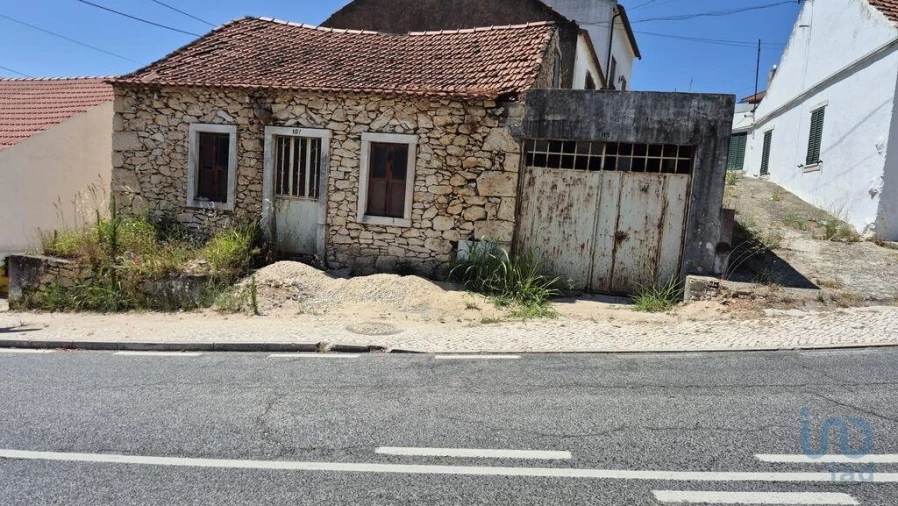 Moradia T3 para Venda em Minde Foto 12