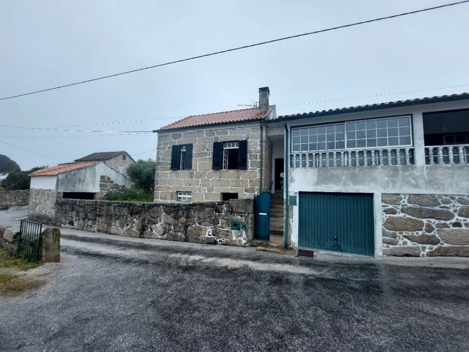 Moradia T3 para Venda em Ervedal e Vila Franca da Beira Foto 37