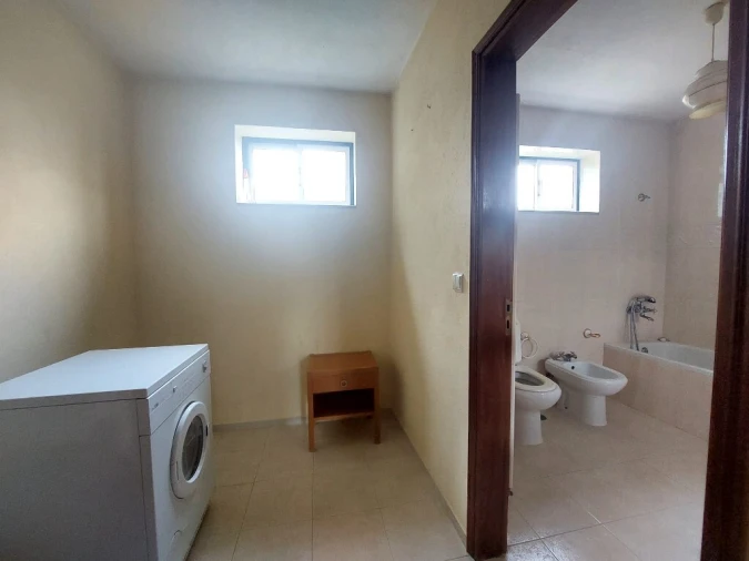 Moradia T3 para Venda em Ervedal e Vila Franca da Beira Foto 31