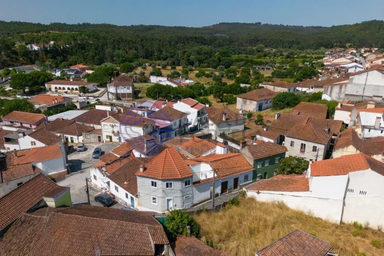 Moradia T1 para Venda em Malhou, Louriceira e Espinheiro Foto 5