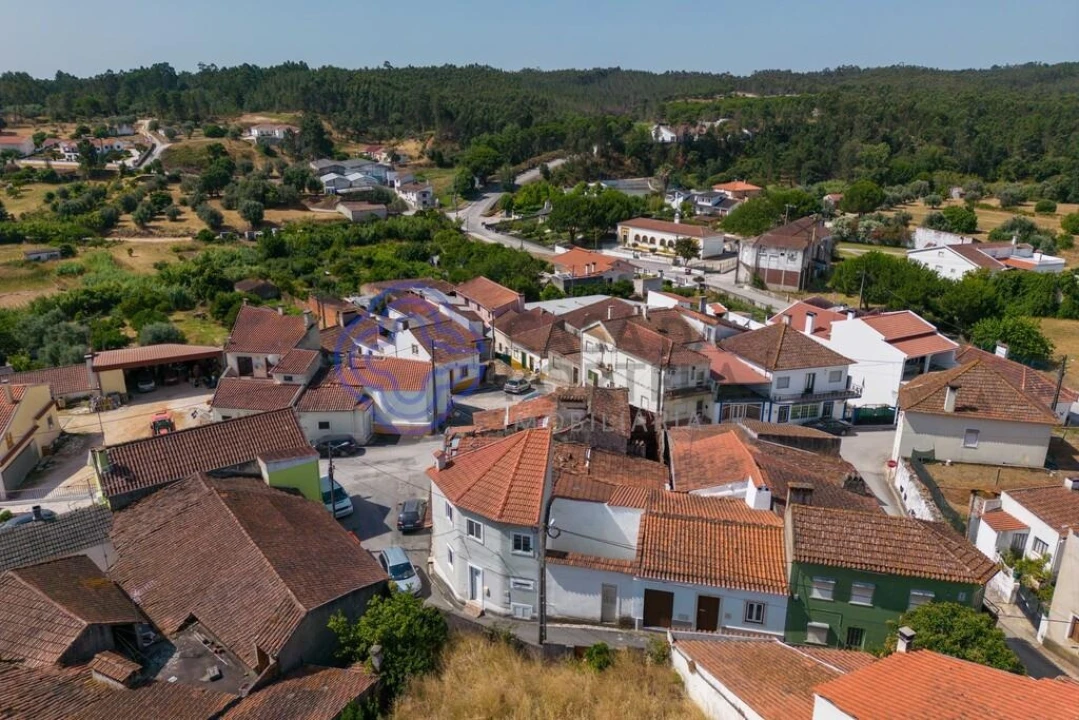 Moradia T1 para Venda em Malhou, Louriceira e Espinheiro Foto 4