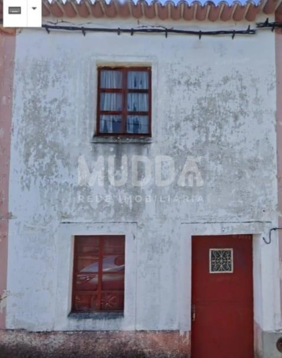 Moradia T2 para Venda em Sarzedas Foto 1