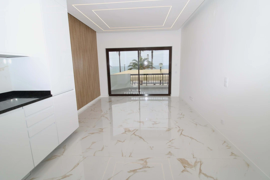 Apartamento T3 para Venda em Quarteira Foto 7