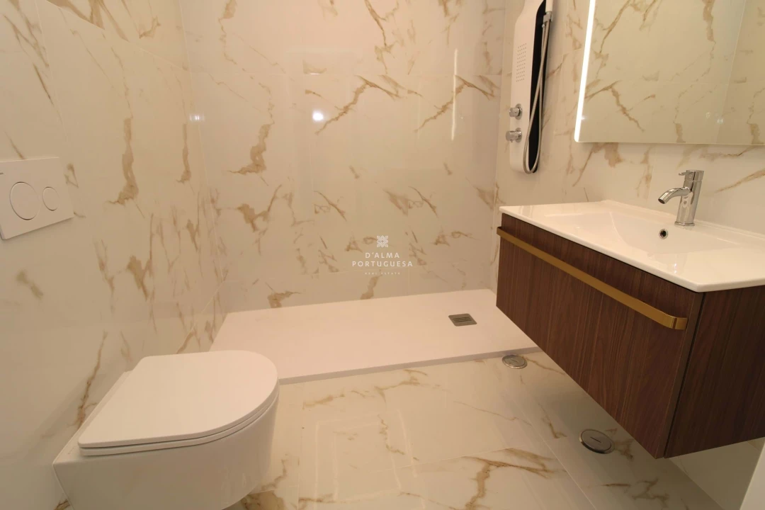 Apartamento T3 para Venda em Quarteira Foto 18