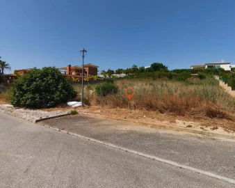 Terreno para Venda em Lagos (São Sebastião e Santa Maria)