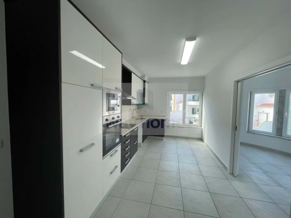 Moradia T4 para Venda em Ericeira Foto 6