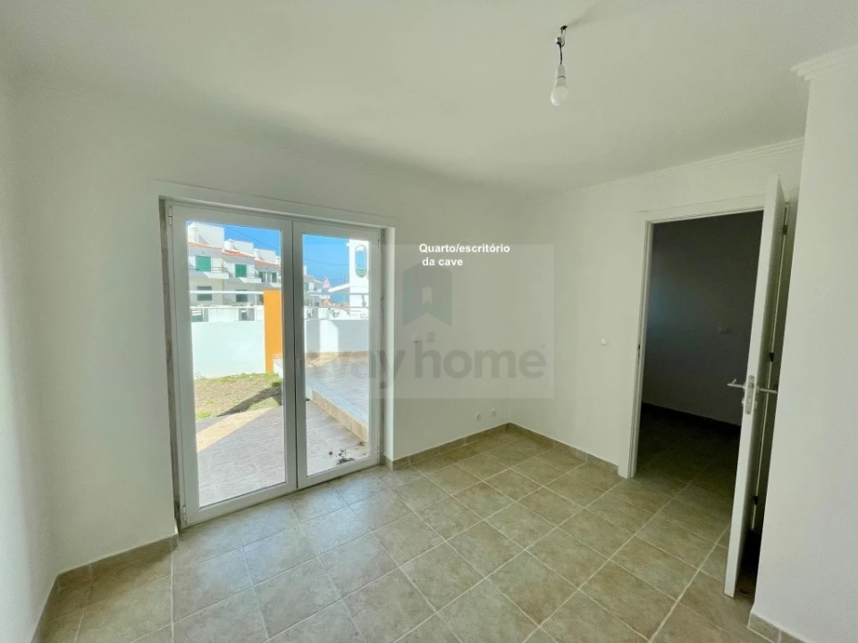 Moradia T4 para Venda em Ericeira Foto 30