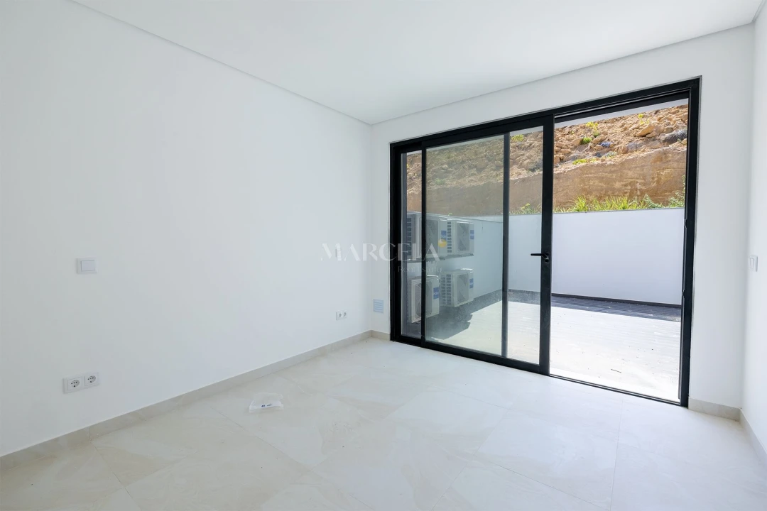 Apartamento T2 para Venda em Aljezur Foto 8