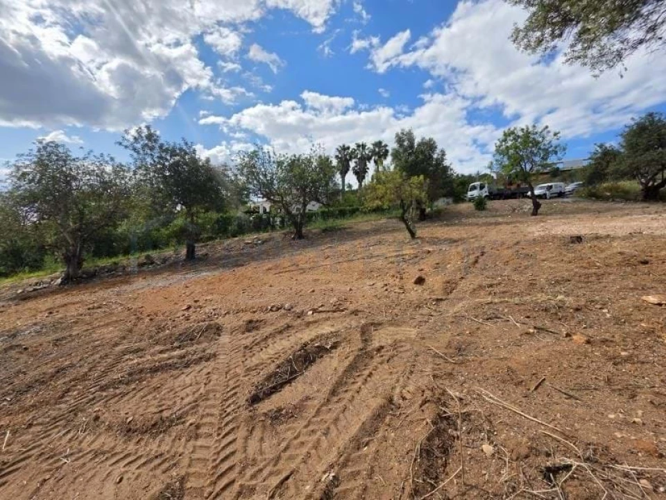Terreno para Venda em Boliqueime Foto 14
