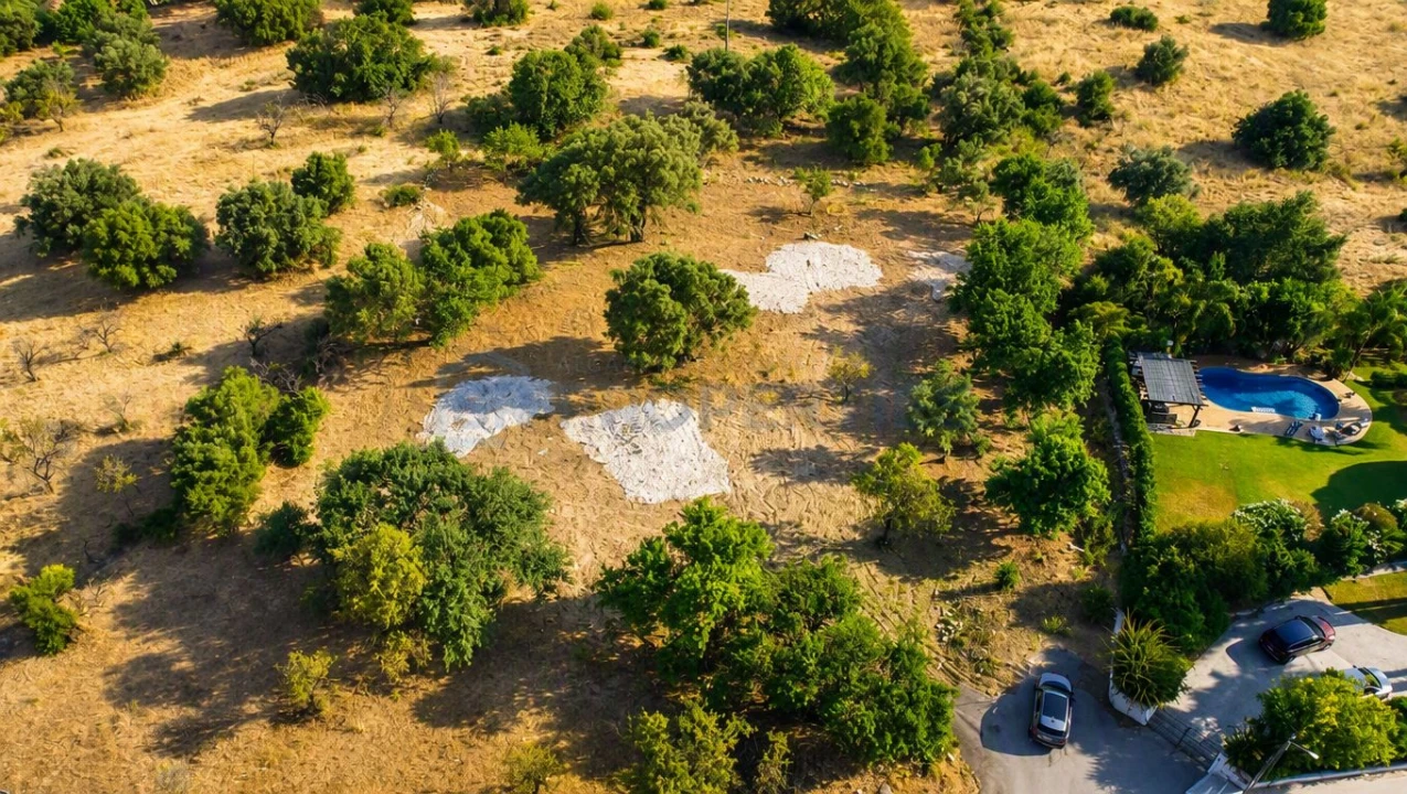 Terreno para Venda em Boliqueime Foto 2
