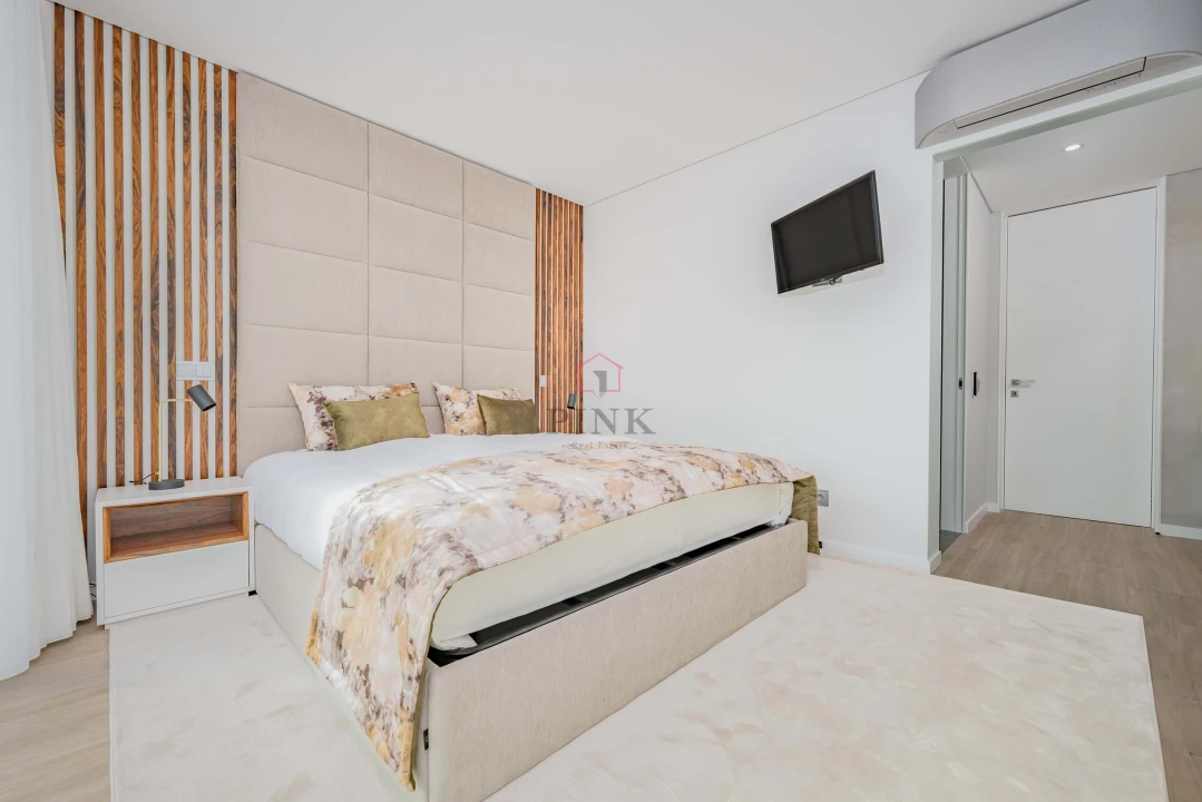 Apartamento T2 para Arrendamento em Funchal (São Pedro) Foto 16