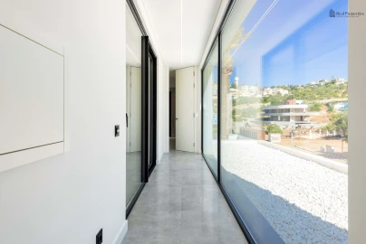 Moradia T4 para Venda em Albufeira e Olhos de Água