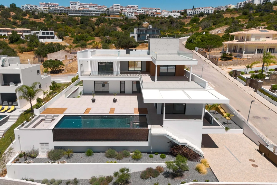 Moradia T4 para Venda em Albufeira e Olhos de Água Foto 50