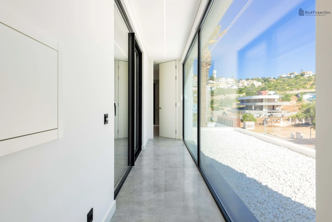 Moradia T4 para Venda em Albufeira e Olhos de Água Foto 22