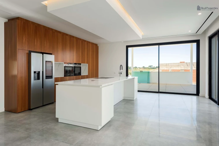 Moradia T4 para Venda em Albufeira e Olhos de Água Foto 9