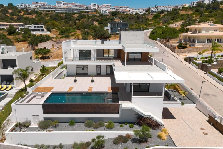 Moradia T4 para Venda em Albufeira e Olhos de Água Foto 50