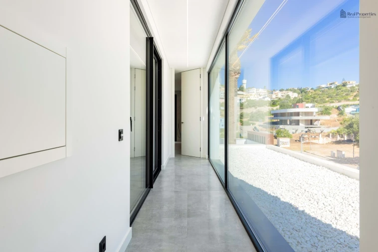 Moradia T4 para Venda em Albufeira e Olhos de Água Foto 22