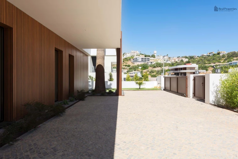 Moradia T4 para Venda em Albufeira e Olhos de Água Foto 33