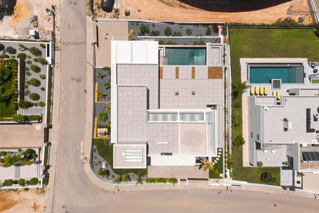 Moradia T4 para Venda em Albufeira e Olhos de Água Foto 52