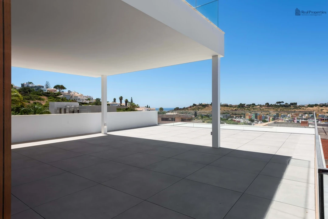 Moradia T4 para Venda em Albufeira e Olhos de Água Foto 47