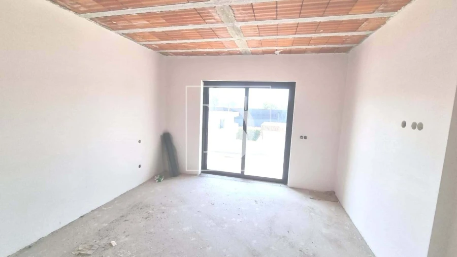 Moradia T3 para Venda em Fonte Arcada e Oliveira Foto 30