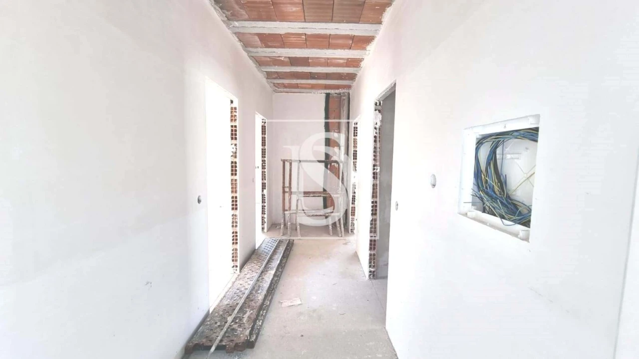 Moradia T3 para Venda em Fonte Arcada e Oliveira Foto 23