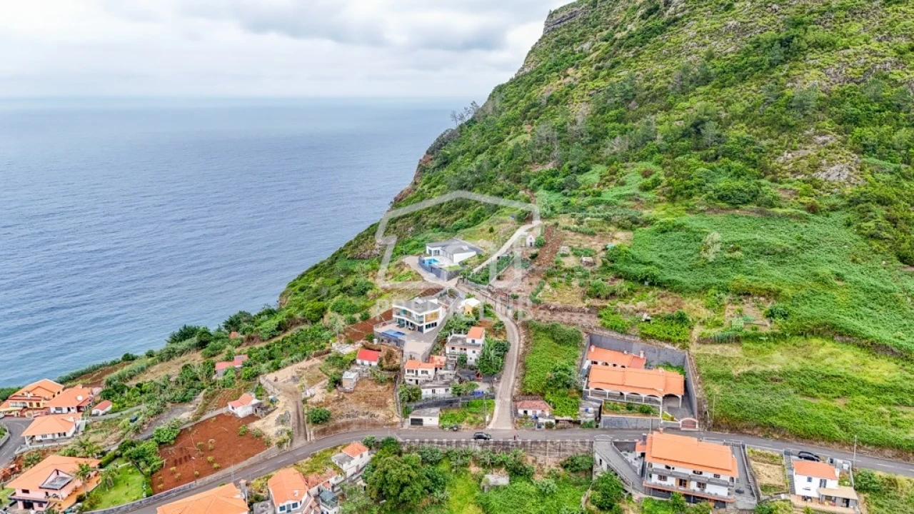 Terreno para Venda em Faial Foto 13