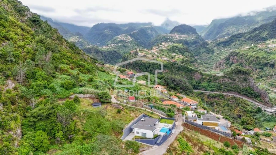 Terreno para Venda em Faial Foto 15
