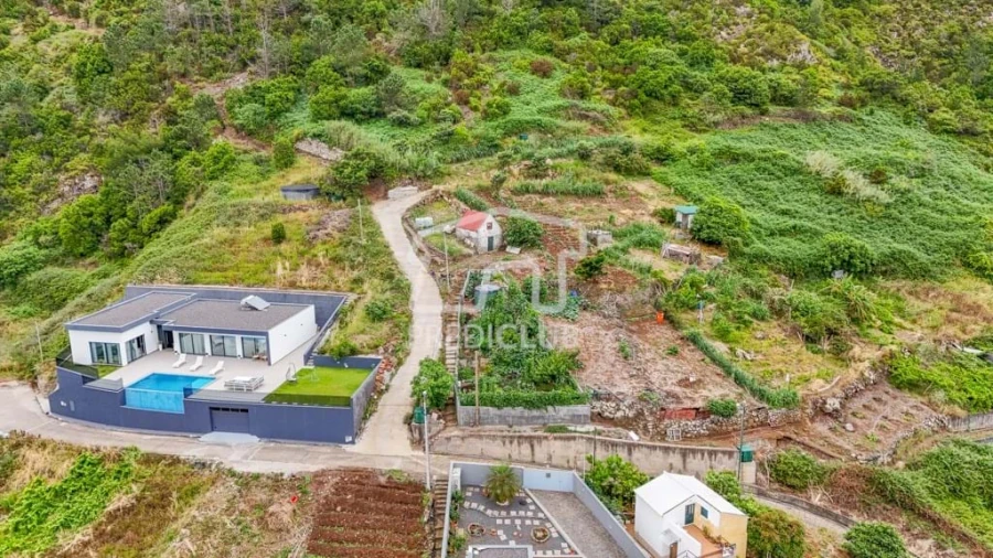 Terreno para Venda em Faial Foto 4