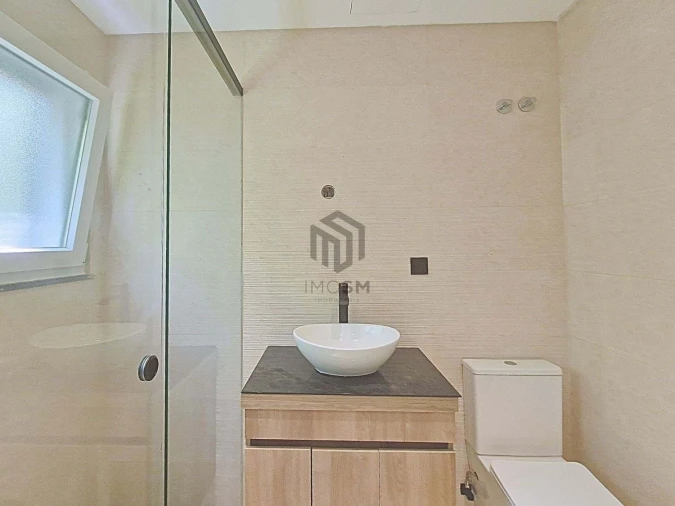 Apartamento T3 para Venda em Bucelas Foto 14