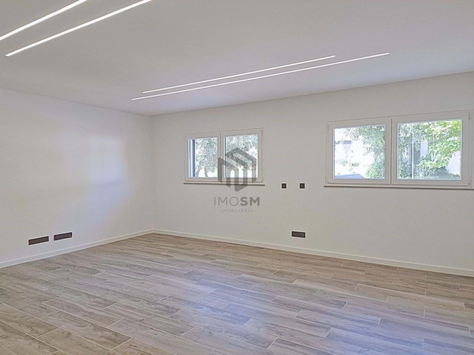 Apartamento T3 para Venda em Bucelas Foto 5