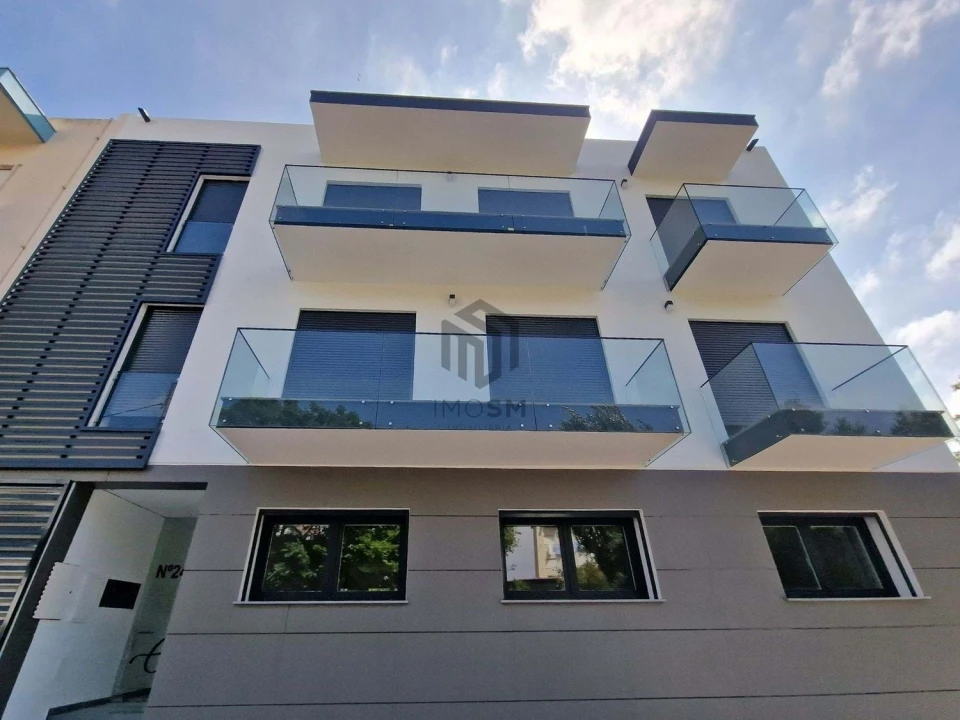 Apartamento T3 para Venda em Bucelas Foto 2