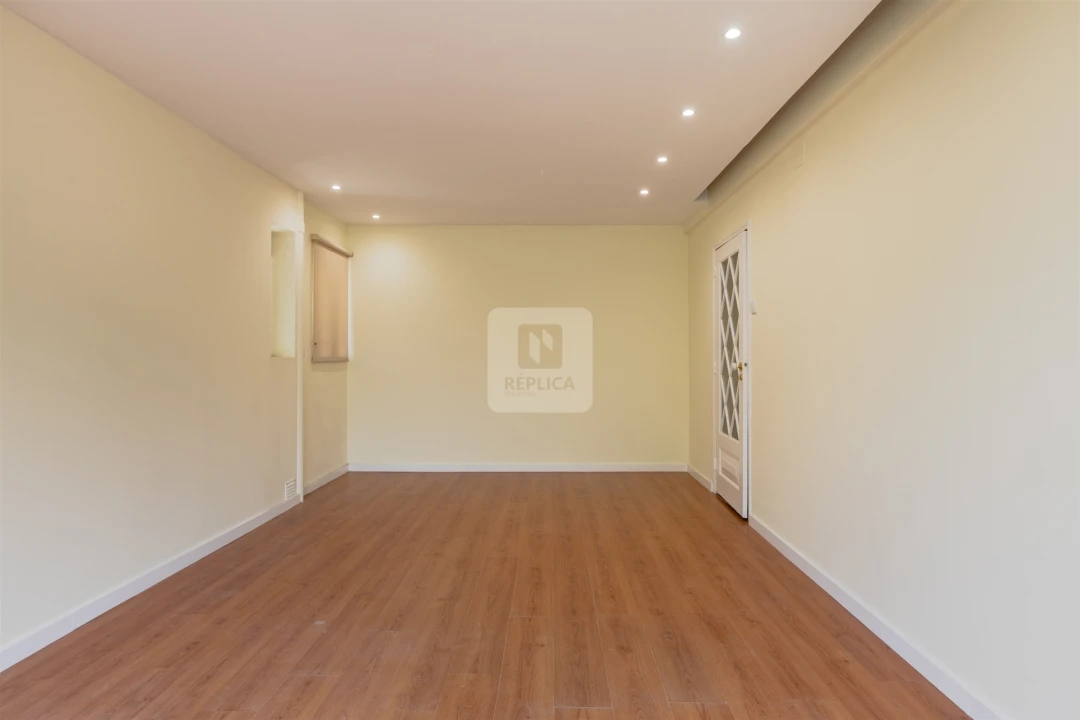 Moradia T5 para Arrendamento em Lordelo do Ouro e Massarelos Foto 14