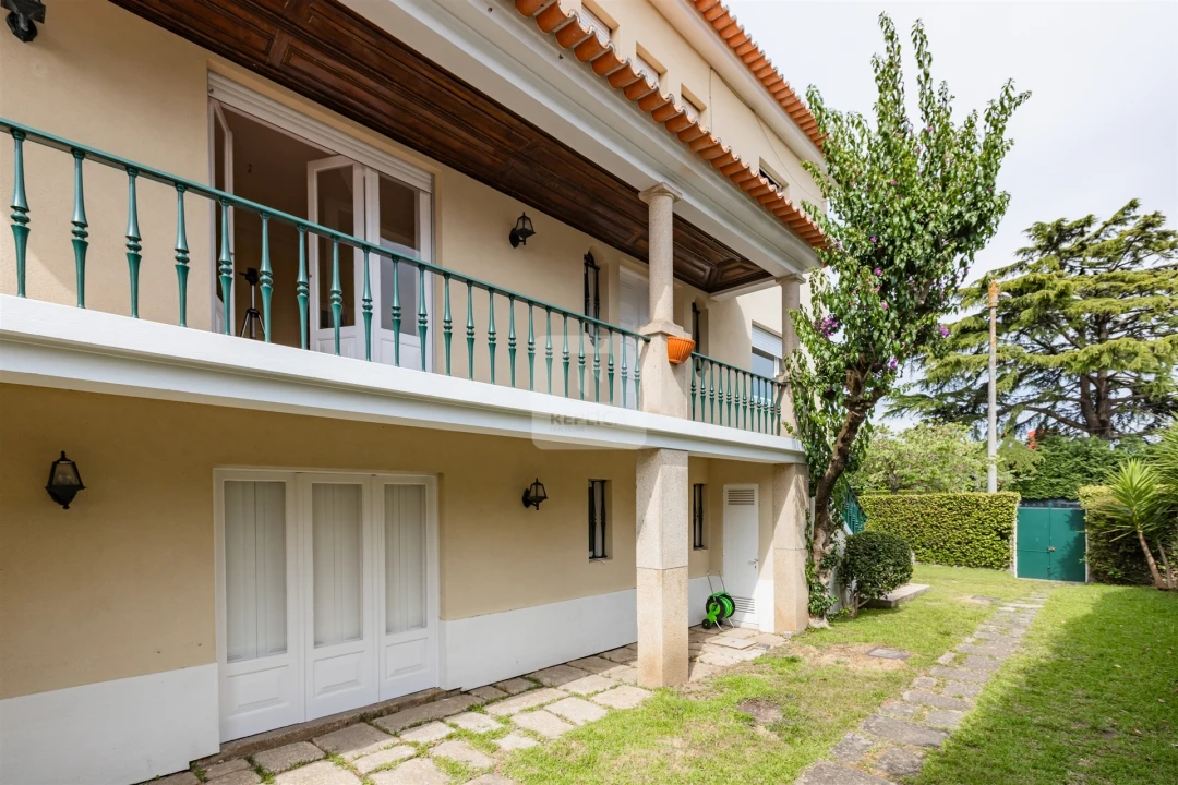 Moradia T5 para Arrendamento em Lordelo do Ouro e Massarelos Foto 4