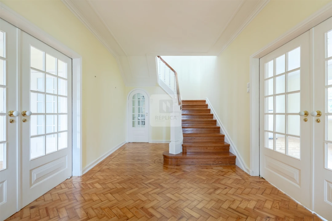 Moradia T5 para Arrendamento em Lordelo do Ouro e Massarelos Foto 12