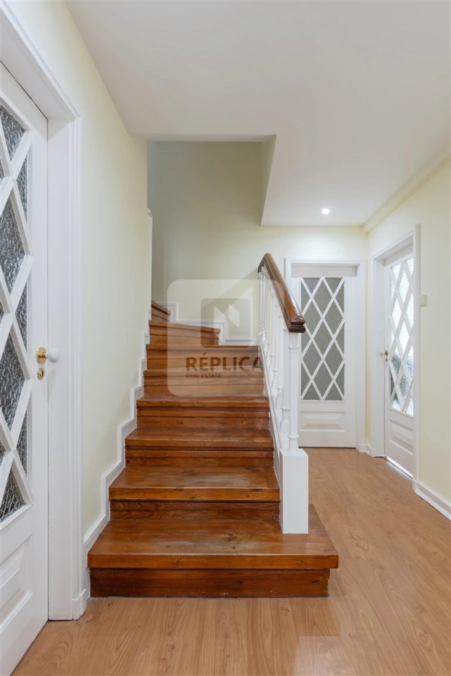 Moradia T5 para Arrendamento em Lordelo do Ouro e Massarelos Foto 10