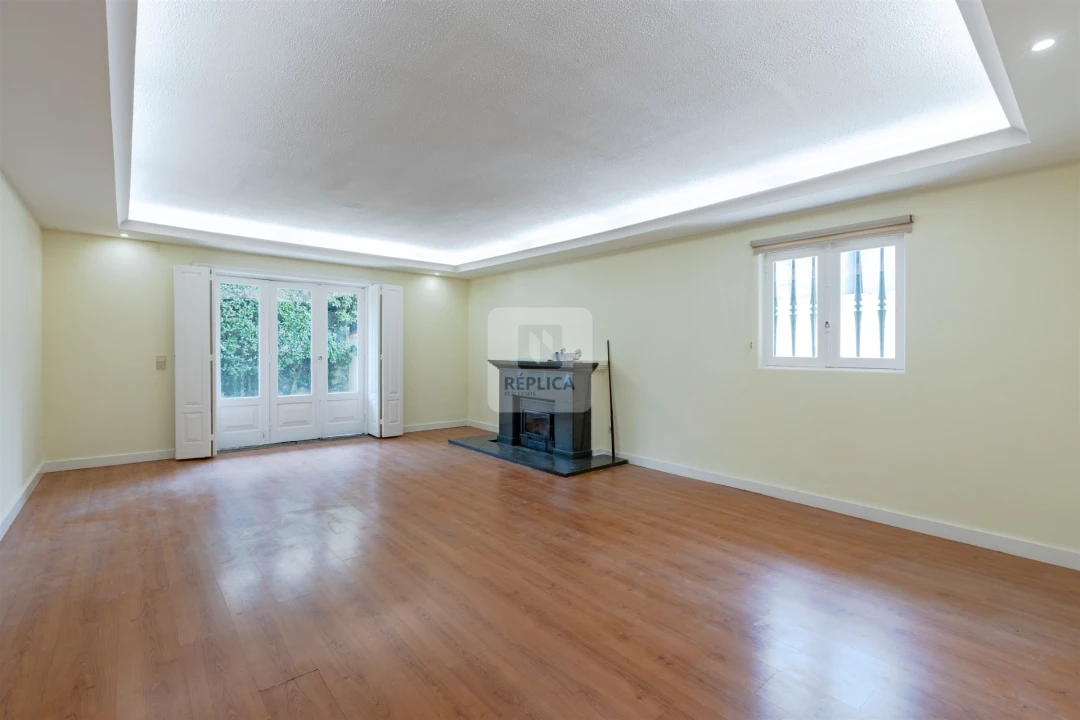 Moradia T5 para Arrendamento em Lordelo do Ouro e Massarelos Foto 6